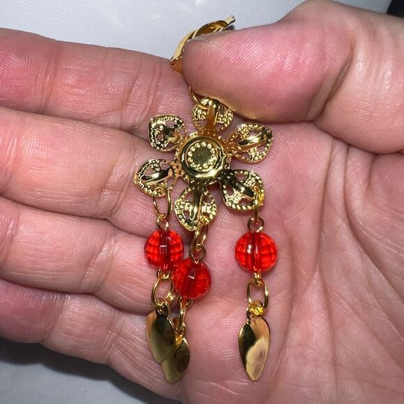 Vintage Boho Ethnic Gold Tone and Orange Beaded Clip On Earrings - Picture 7 of 8